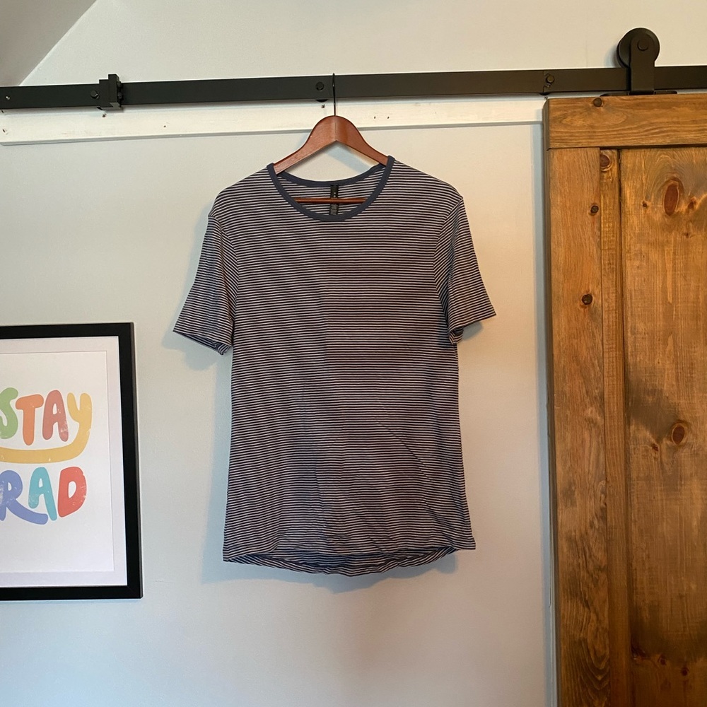 Men’s Lululemon Striped T-Shirt
